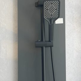 مسطرة اسود مطري